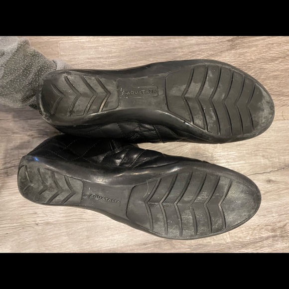 AQUATALIA Black Quilted Wedge Zipper Booties Size 37.5 - Picture 6 of 7